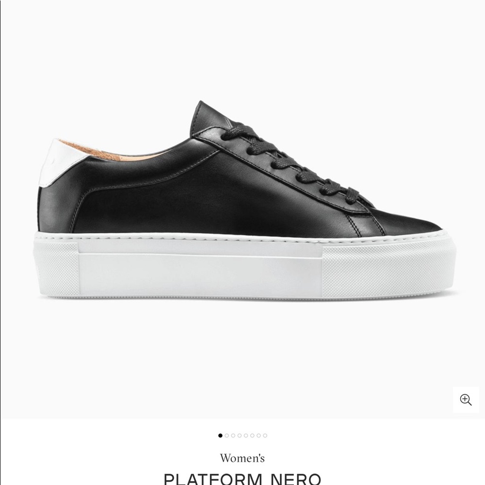 KOIO black leather platform tennis shoes 37